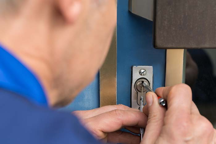 emergency Plymouth locksmith